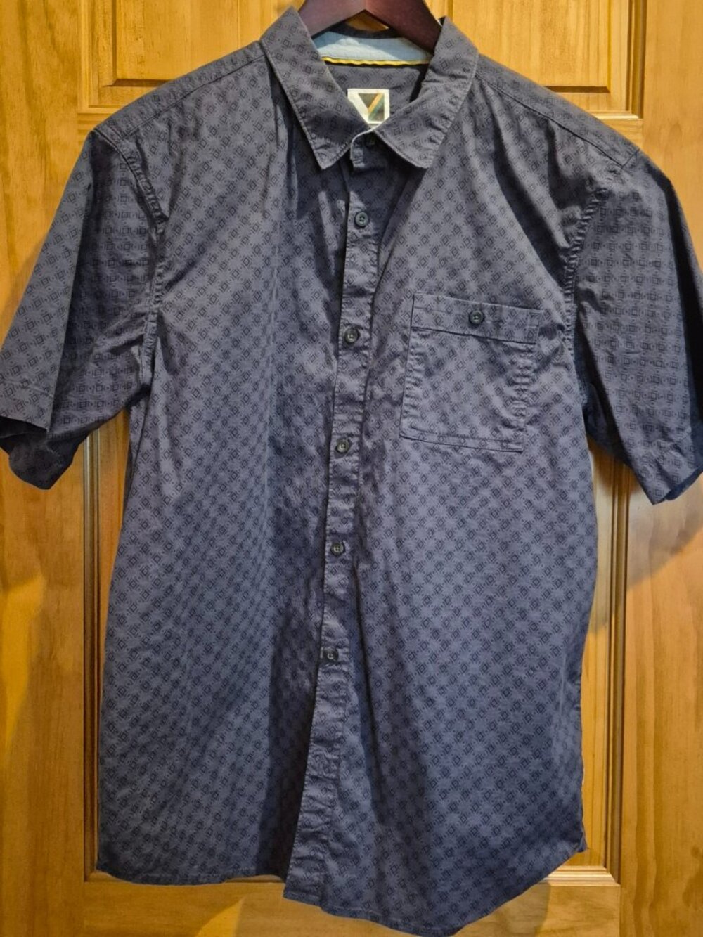Voyager Short Sleeve Blue Shirt with Diamond Pattern